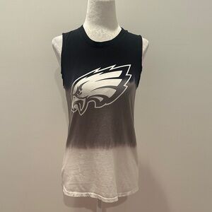 JUNK FOOD Black and White Sleeveless Top with Philadelphia Eagles logo sz Xs